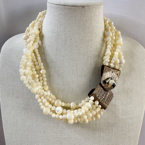 VTG Artisan Necklace Charlene Biesele Mother of Pearl Bead & Repousse Brass 20" - Picture 1 of 14